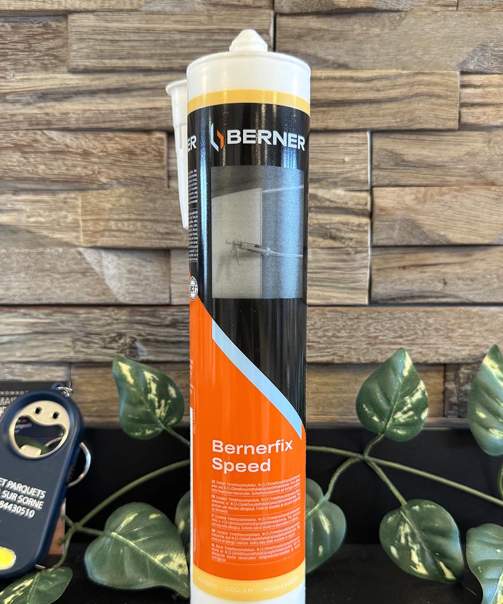 Colle pour plinthes pistolable