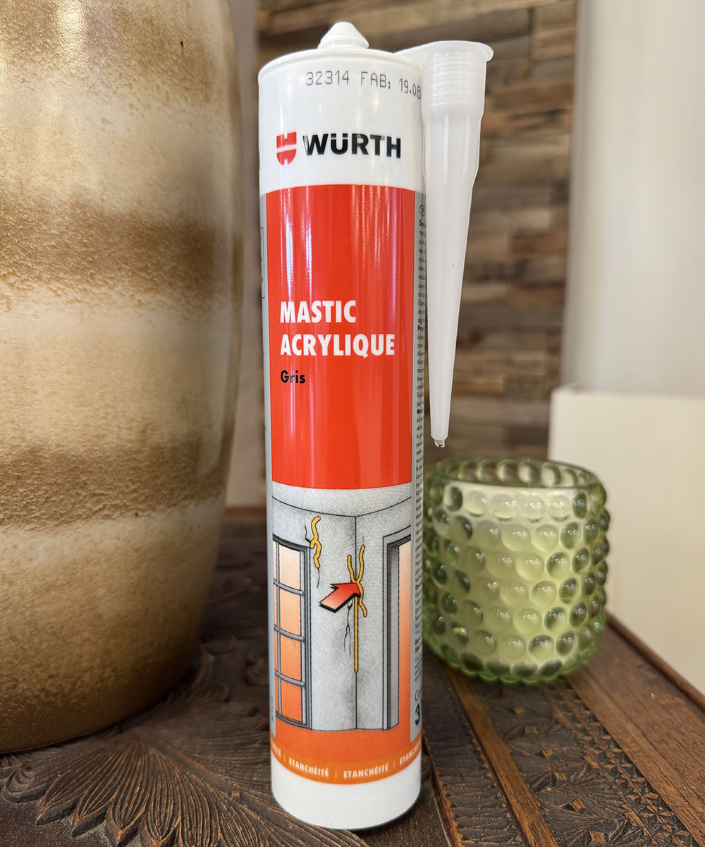 Mastic acrylique gris foncé